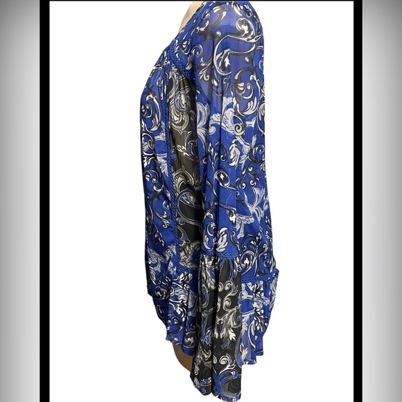 INC International Concepts Blue and White Patterned Blouse - Picture 7 of 12